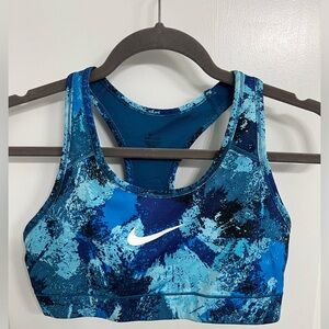 Women’s Nike Dri Fit Sports Bra
